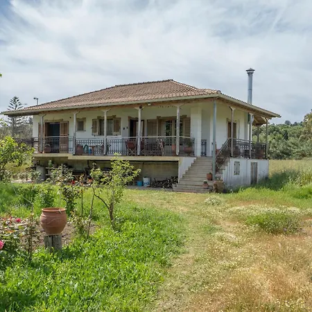 Country house An Authentic Greek House *